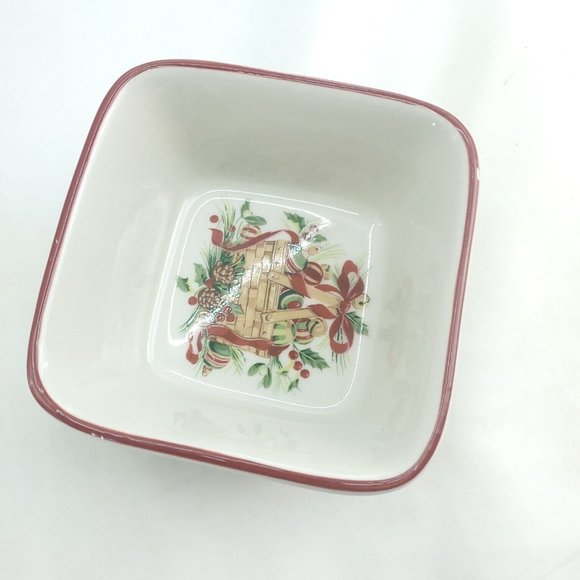 Longaberger Nature's Garland White Square Ceramic Holiday Dessert Bowl - Picture 2 of 10